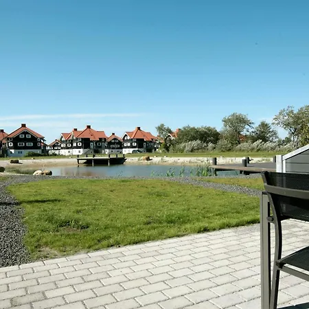 4 Person In Bogense-by Traum بوجنسي